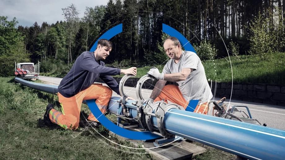 Layout RLB1 - Kopfzeile Inserat